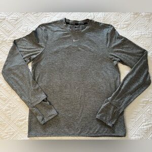 Nike DriFit Men's Heather Gray Long Sleeve Crew Running Tee Small